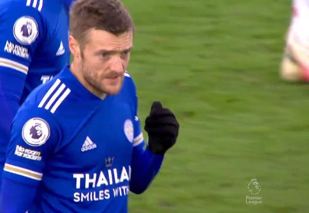  莱斯特城补时绝平布莱顿，蓝狐顽强守住平局  